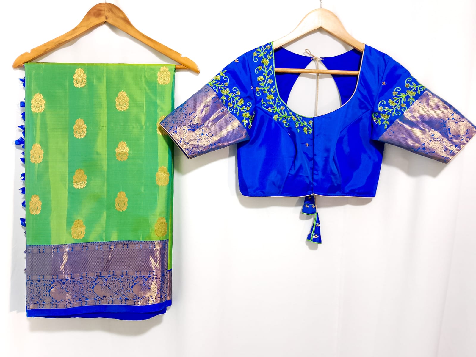 N906:Ready To Ship Beautiful Pure Kanchipattu Saree With Stitched Maggam Work Blouse