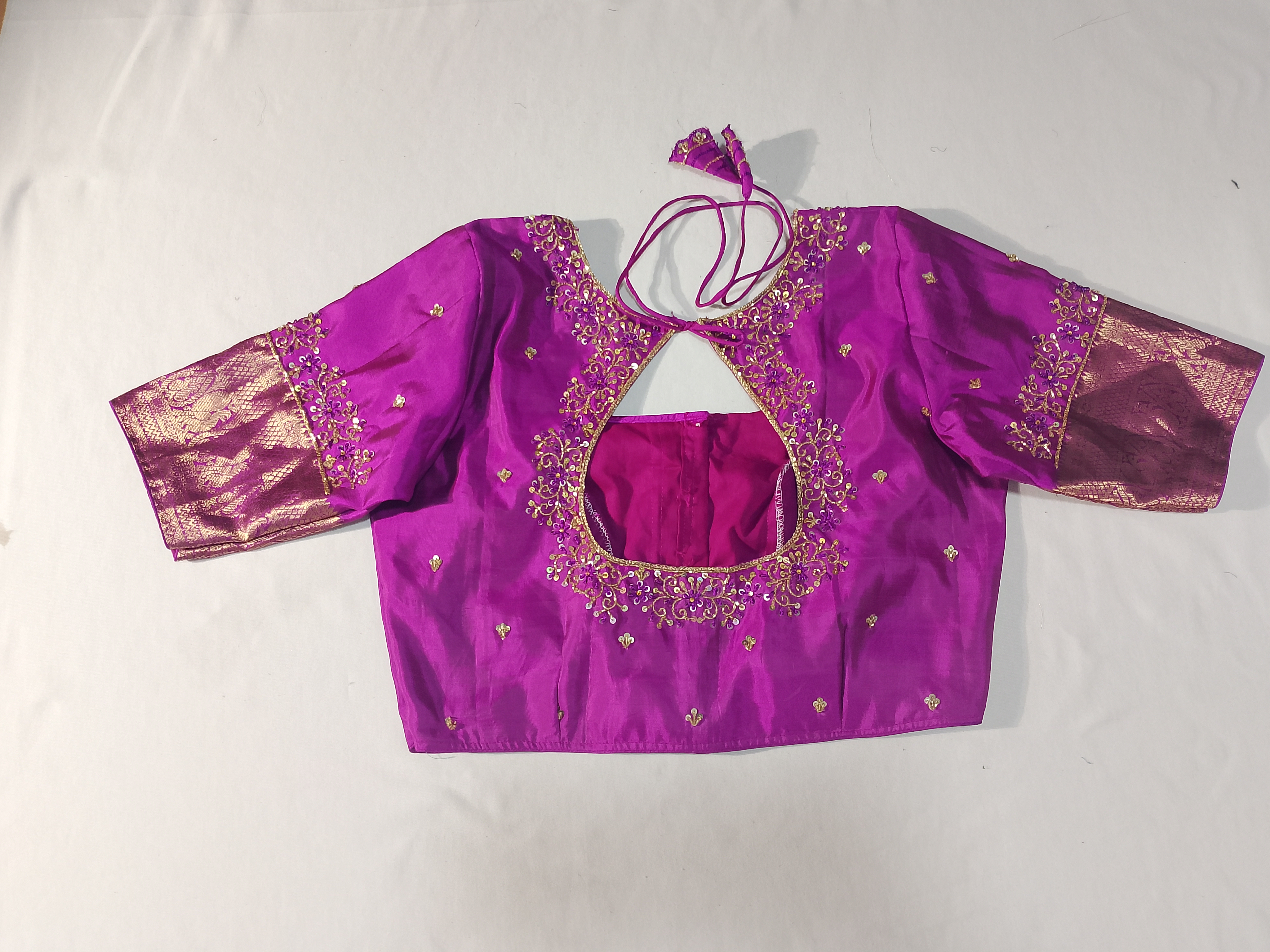 N941:Ready To Ship Beautiful Pure Kanchipattu Saree With Stitched Maggam Work Blouse