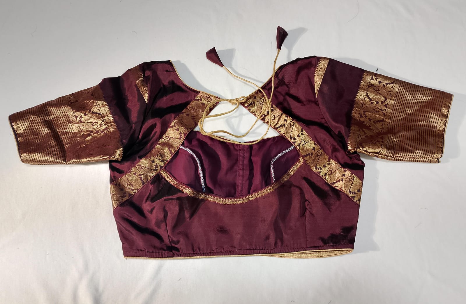 N937: Ready To Ship Beautiful Mangalagiri Saree With Stitched Embroidery Work Blouse N937: Ready To Ship Beautiful Mangalagiri Saree With Stitched Embroidery Work Blouse