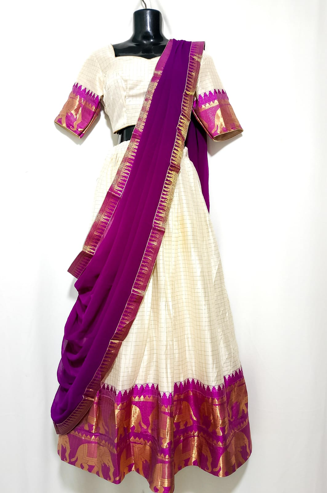 V94: Ready To Ship Beautiful Lehenga Set