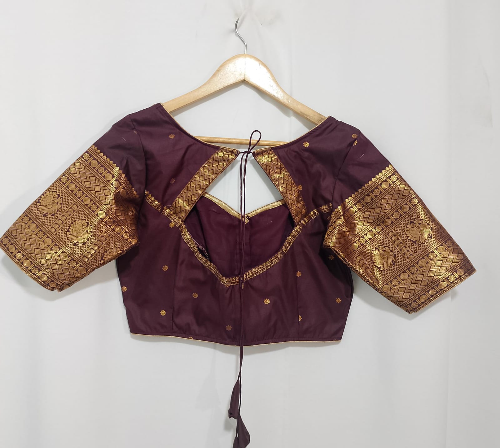 N951:Ready To Ship Beautiful Vintage Gadwal Saree With Stitched Blouse N951:Ready To Ship Beautiful Vintage Gadwal Saree With Stitched Blouse
