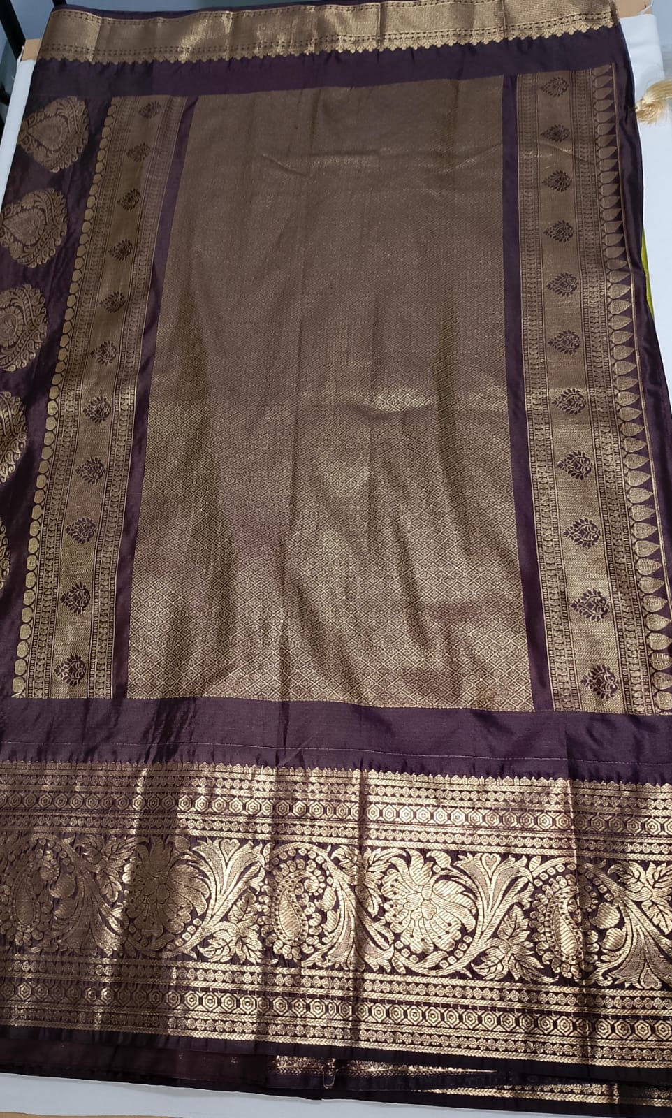N960:Ready To Ship Beautiful Vintage Gadwal Saree With Stitched Blouse