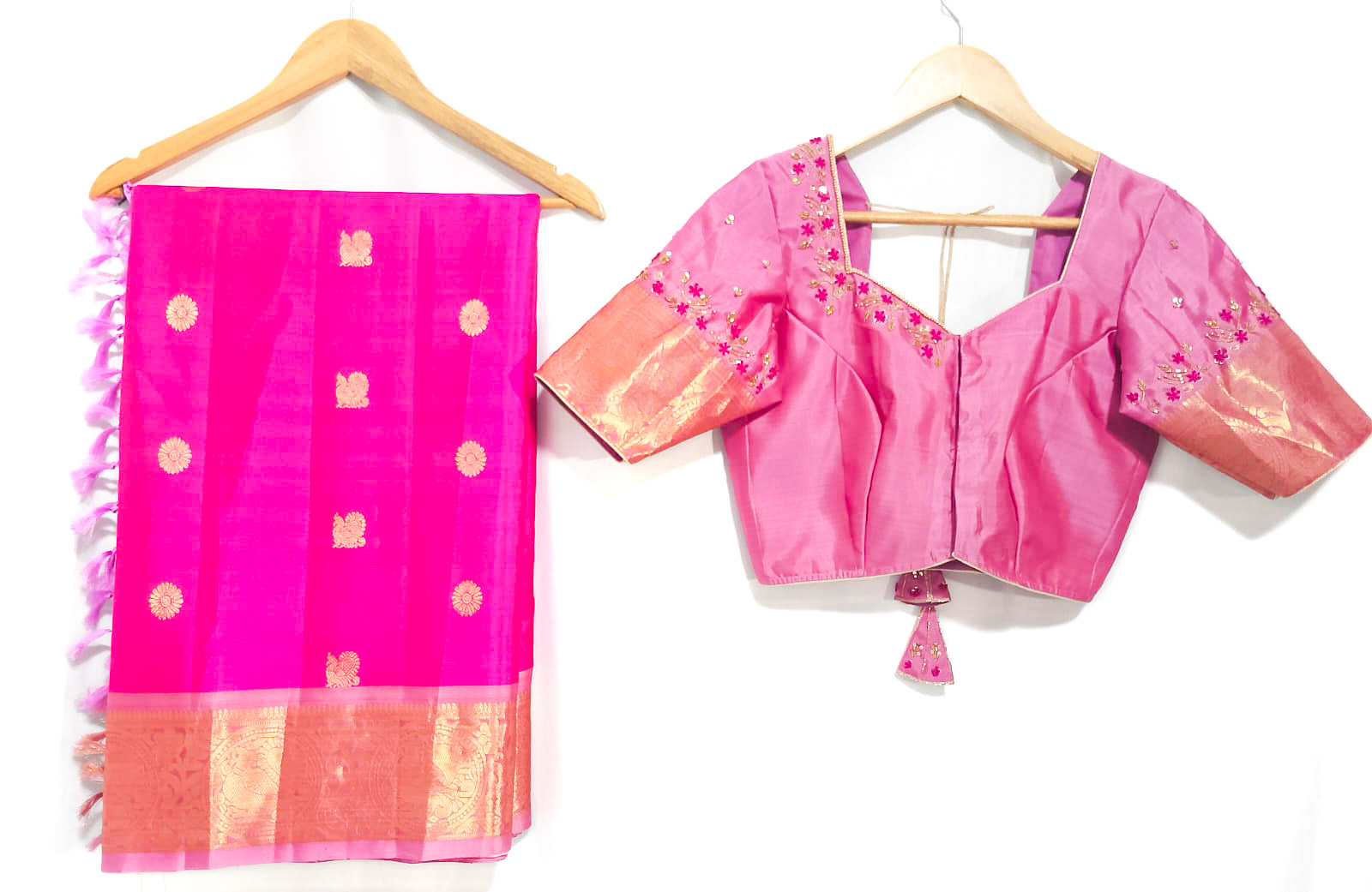 N911:Ready To Ship Beautiful Pure Kanchipattu Saree With Stitched Maggam Work Blouse N911:Ready To Ship Beautiful Pure Kanchipattu Saree With Stitched Maggam Work Blouse