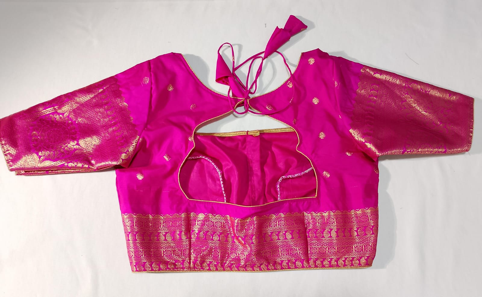 N969:Ready To Ship Beautiful Vintage Gadwal Saree With Stitched Blouse N969:Ready To Ship Beautiful Vintage Gadwal Saree With Stitched Blouse