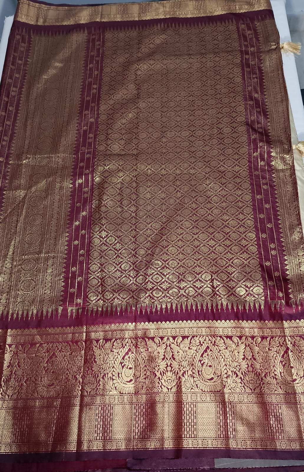 N979:Ready To Ship Beautiful Vintage Gadwal Saree With Stitched Blouse N979:Ready To Ship Beautiful Vintage Gadwal Saree With Stitched Blouse