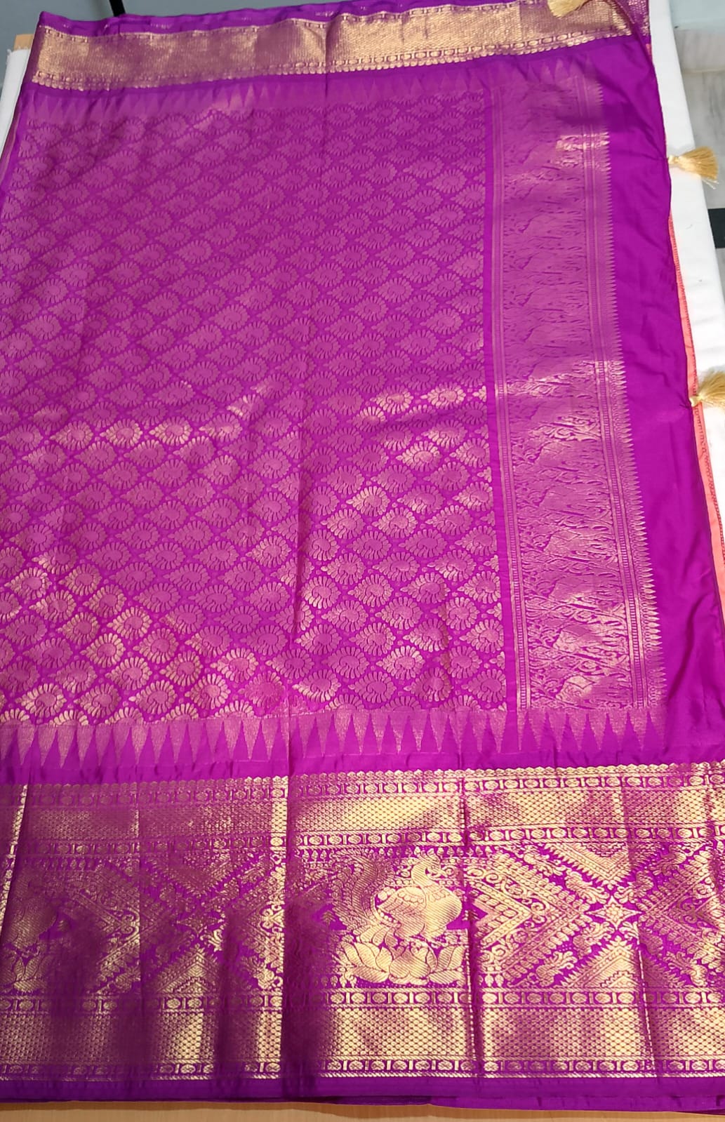 N987:Ready To Ship Beautiful Vintage Gadwal Saree With Stitched Blouse N987:Ready To Ship Beautiful Vintage Gadwal Saree With Stitched Blouse