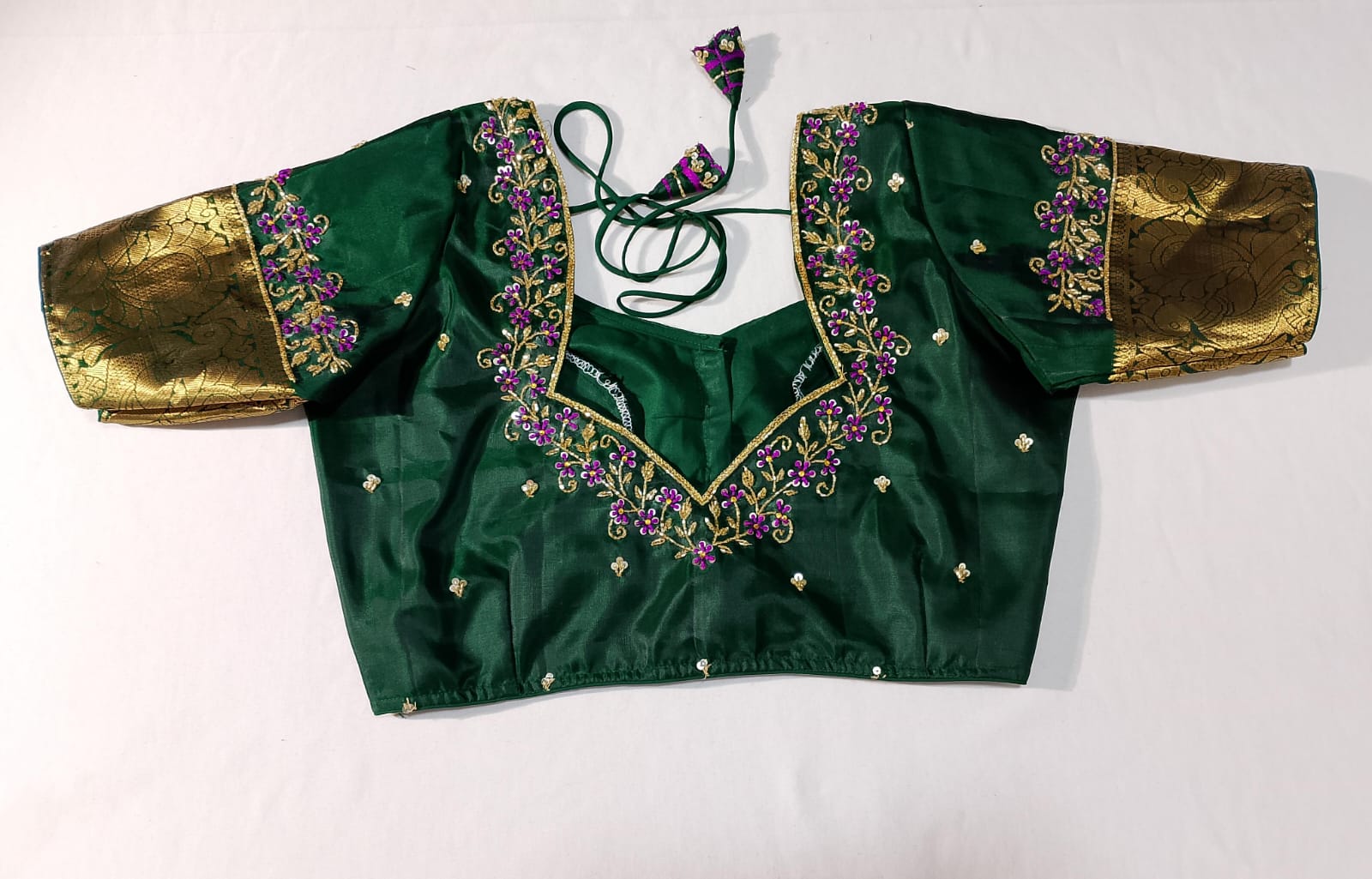 N993:Ready To Ship Beautiful Pure Kanchipattu Saree With Stitched Maggam Work Blouse