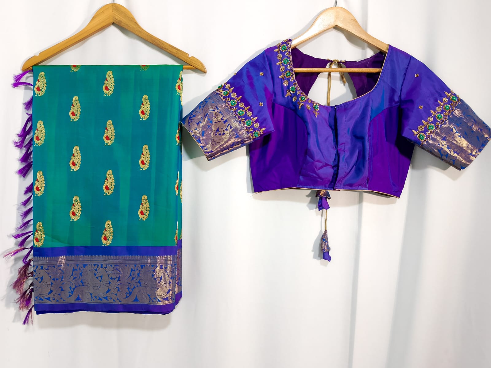 N1028:Ready To Ship Beautiful Pure Kanchipattu Saree With Stitched Maggam Work Blouse