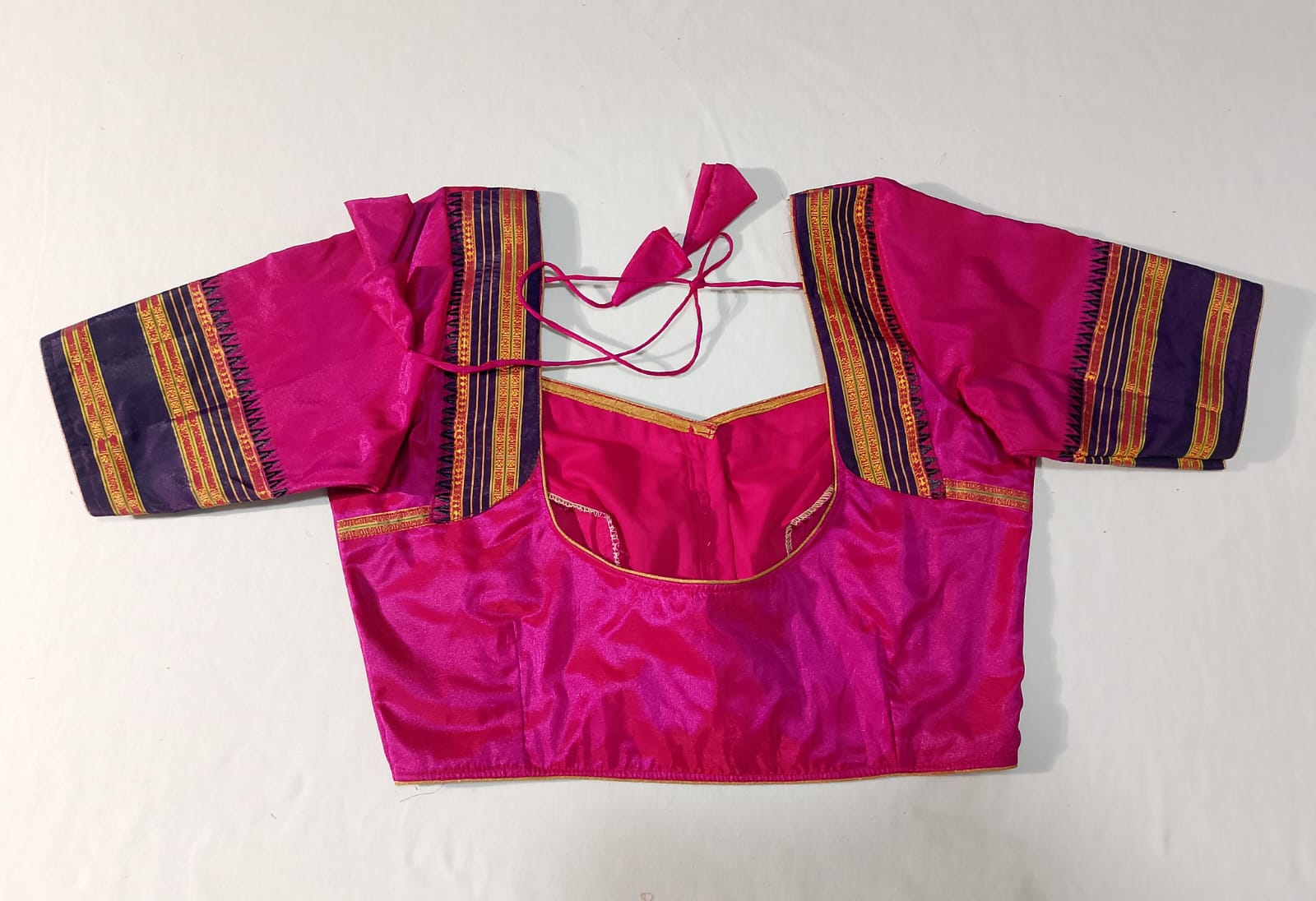 N1033: Ready To Ship Beautiful Narayanpet Silk Saree With Stitched Blouse N1033: Ready To Ship Beautiful Narayanpet Silk Saree With Stitched Blouse