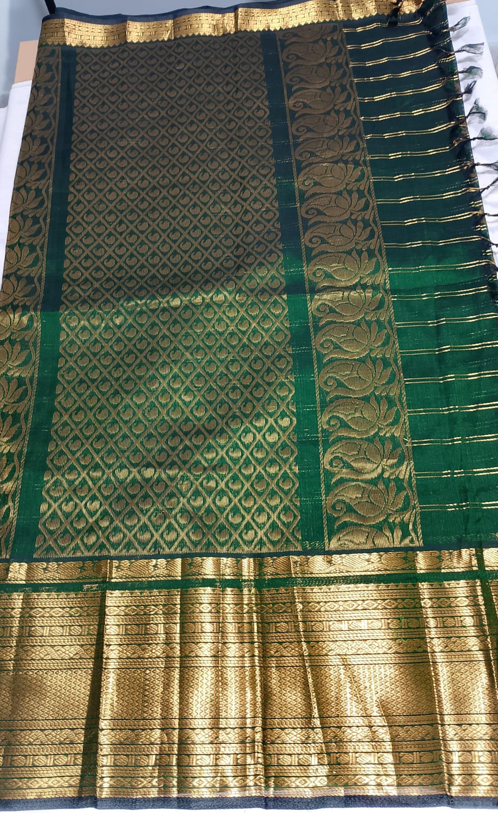 N1055: Ready To Ship Beautiful Saree With Stitched Blouse