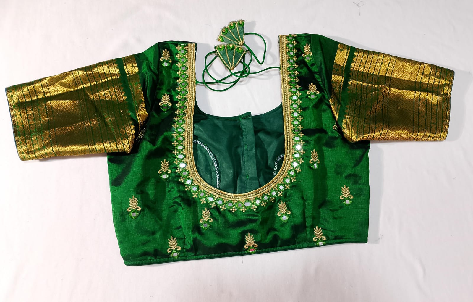 N1055: Ready To Ship Beautiful Saree With Stitched Blouse