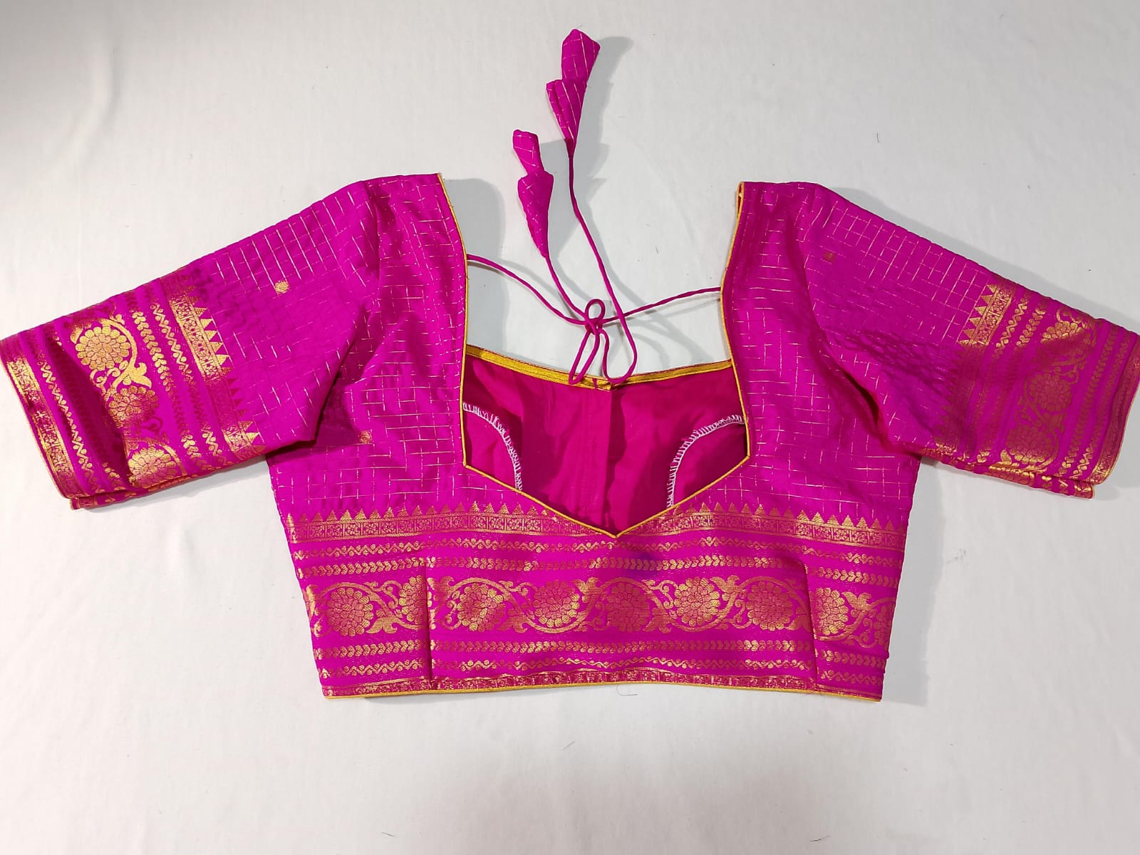 N1063: Ready To Ship Beautiful Mysore Crepe Silk Saree With Stitched Blouse N1063: Ready To Ship Beautiful Mysore Crepe Silk Saree With Stitched Blouse