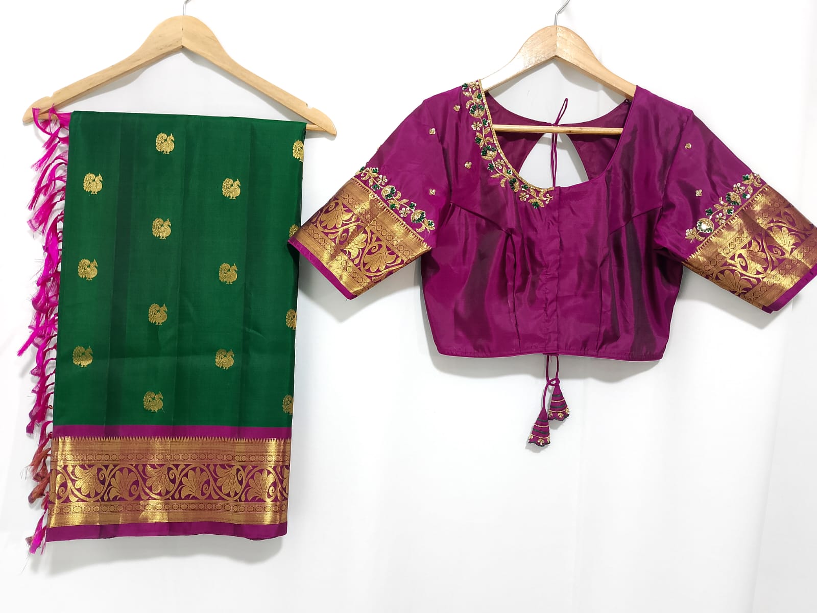 N1092: Ready To Ship Beautiful Saree With Stitched Blouse