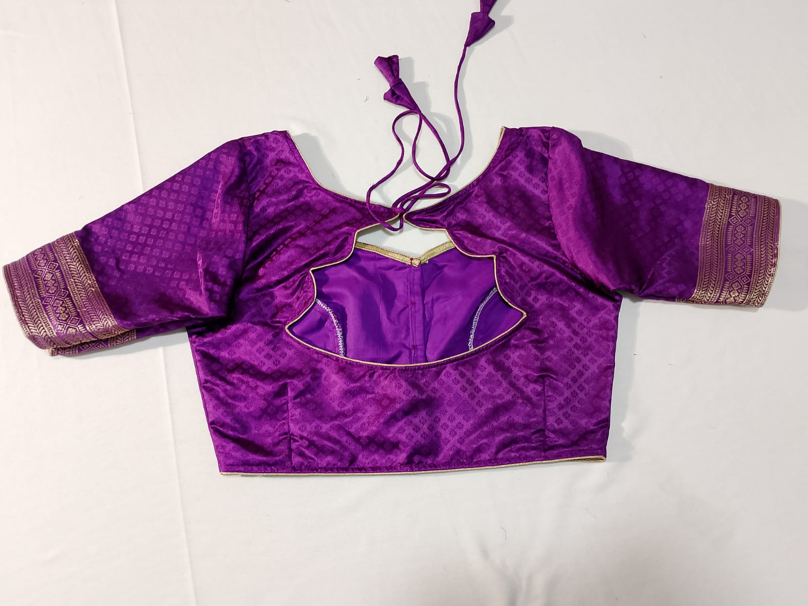 N1109: Ready To Ship Beautiful Saree With Stitched Blouse