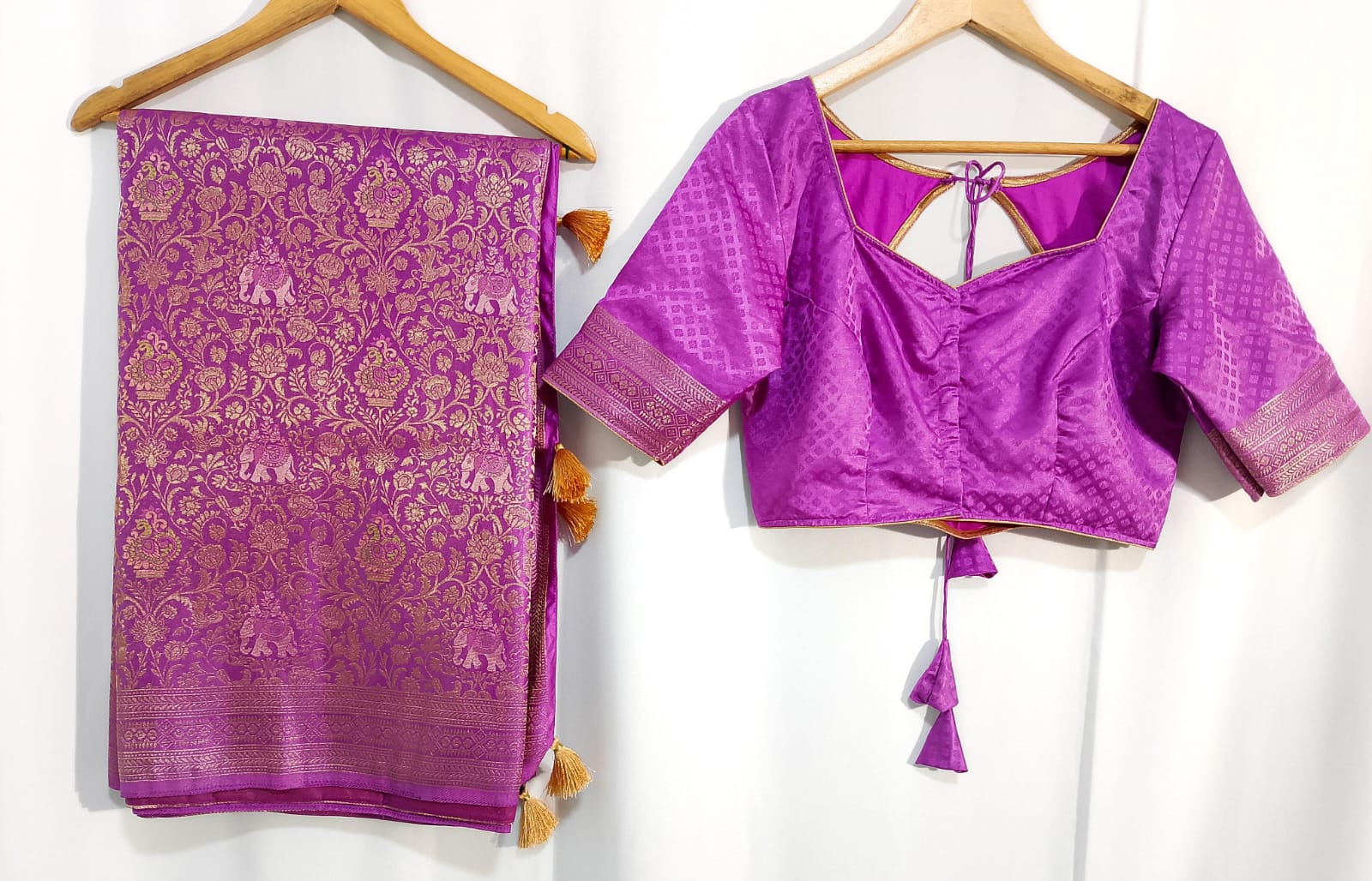 N1110: Ready To Ship Beautiful Saree With Stitched Blouse