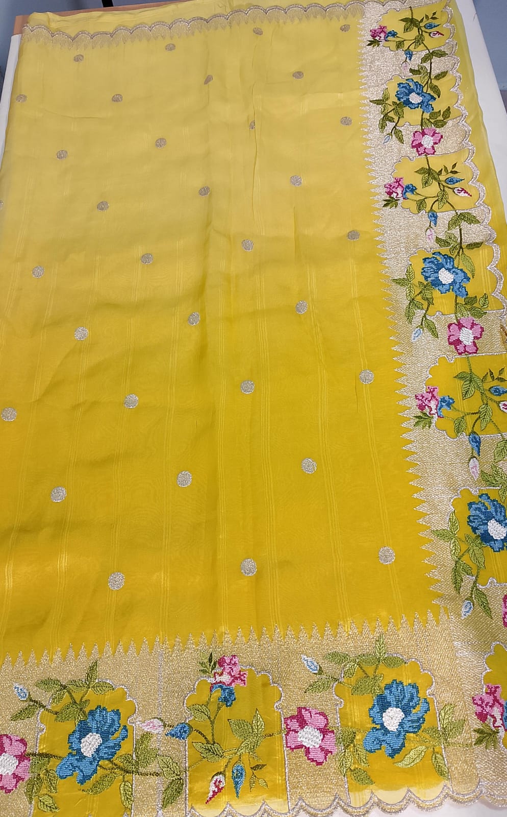 N1123: Ready To Ship Beautiful Saree With Stitched Blouse