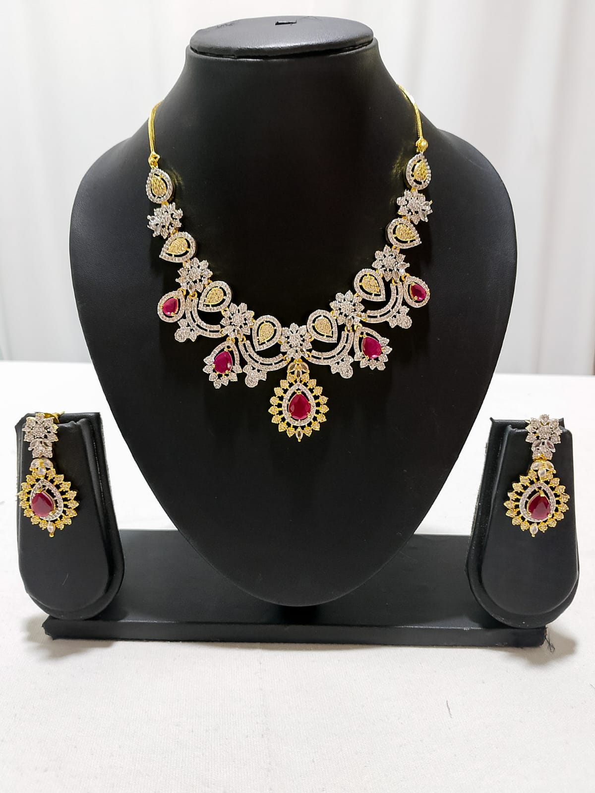 H59: Ready To Ship Beautiful Necklace Set