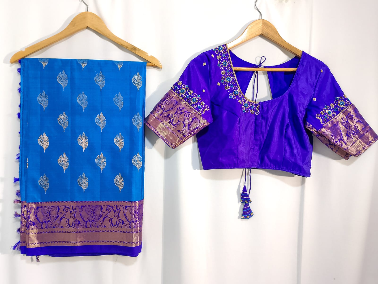 N1124: Ready To Ship Beautiful Pure Kanchipattu Saree With Stitched Maggam Work Blouse
