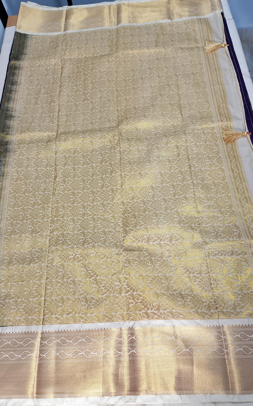 N1179: Ready To Ship Beautiful Saree With Stitched Blouse N1179: Ready To Ship Beautiful Saree With Stitched Blouse