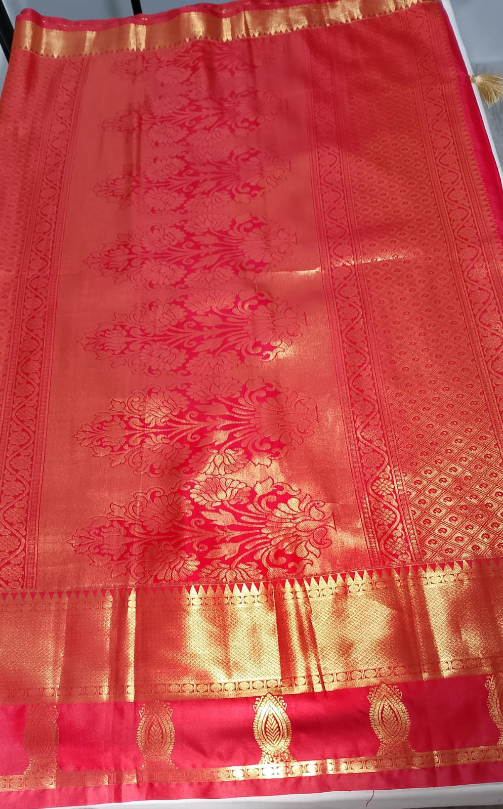 N1180: Ready To Ship Beautiful Saree With Stitched Blouse N1180: Ready To Ship Beautiful Saree With Stitched Blouse