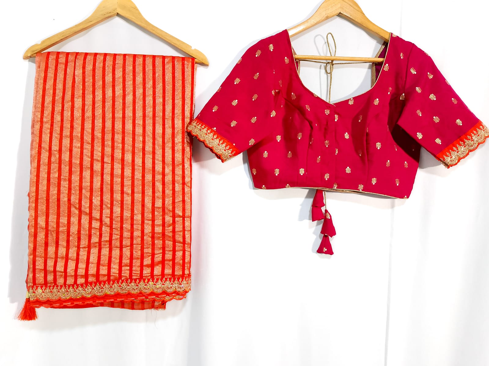 N1188: Ready To Ship Beautiful Desginer Saree With Stitched Blouse N1188: Ready To Ship Beautiful Desginer Saree With Stitched Blouse