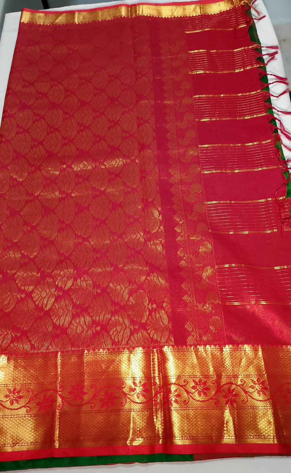 N1233: Ready To Ship Beautiful Saree With Stitched Blouse