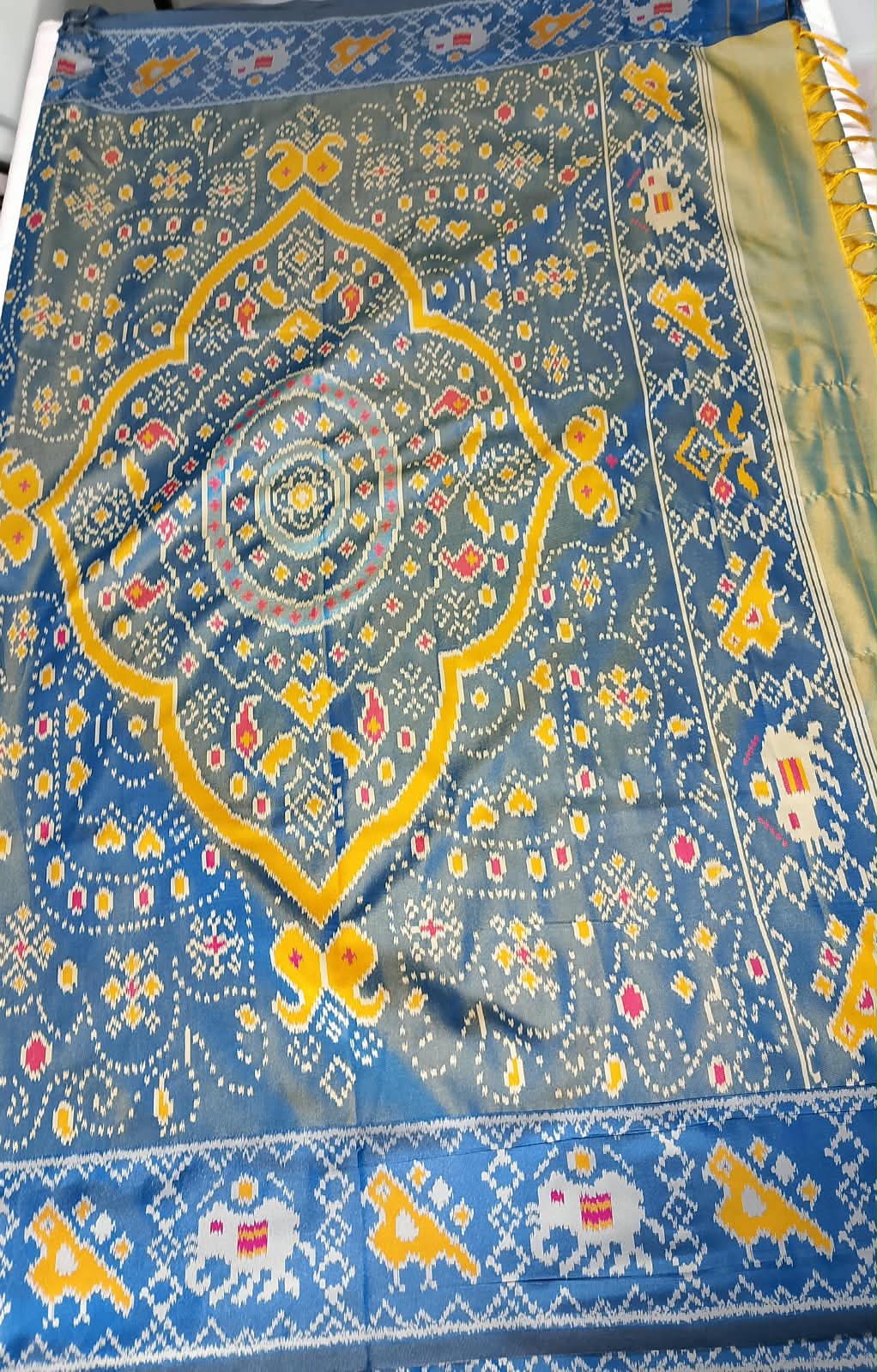N1218: Ready To Ship Beautiful Saree With Stitched Blouse
