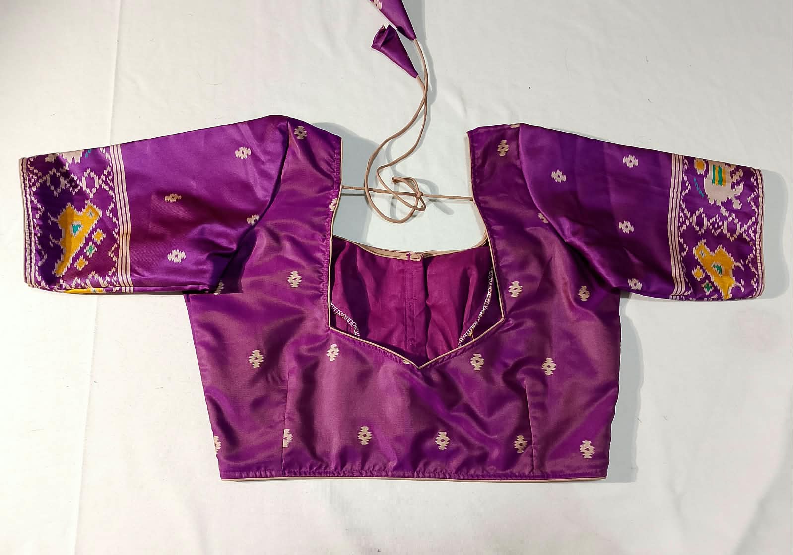 N1219: Ready To Ship Beautiful Saree With Stitched Blouse