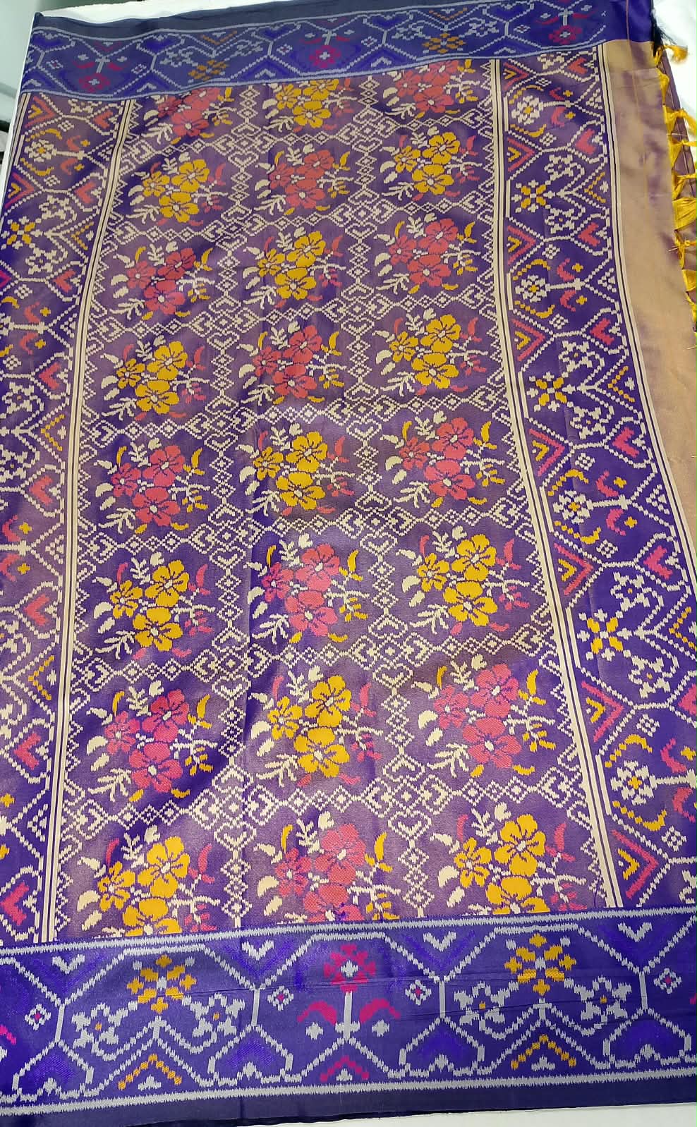 N1220: Ready To Ship Beautiful Saree With Stitched Blouse