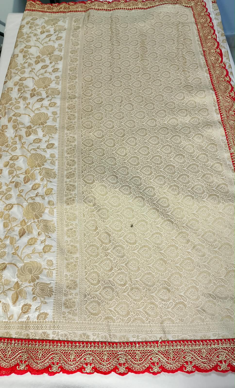N1243: Ready To Ship Beautiful Saree With Stitched Blouse N1243: Ready To Ship Beautiful Saree With Stitched Blouse