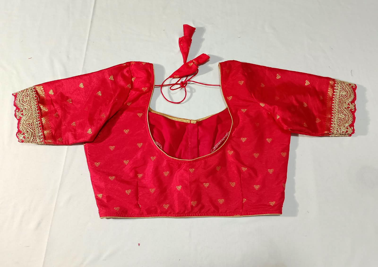 N1243: Ready To Ship Beautiful Saree With Stitched Blouse N1243: Ready To Ship Beautiful Saree With Stitched Blouse