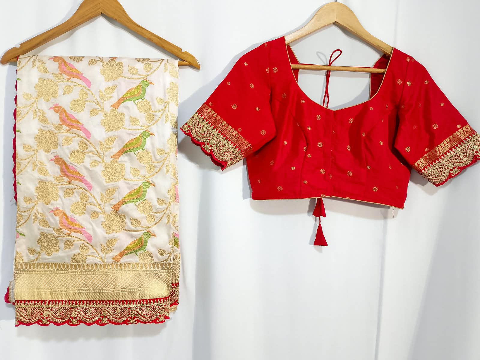 N1240: Ready To Ship Beautiful Saree With Stitched Blouse