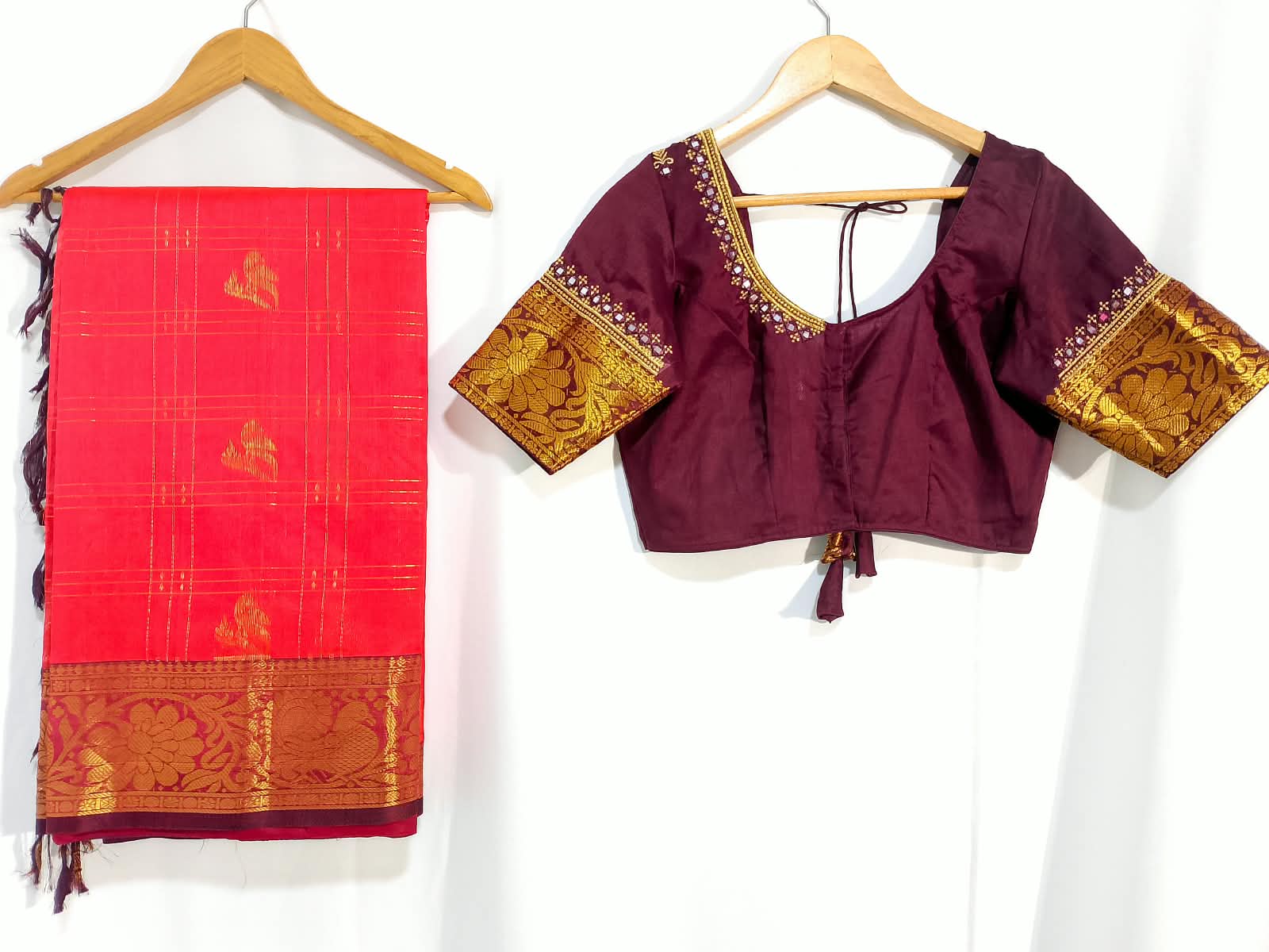 N1236: Ready To Ship Beautiful Mangalagiri Saree With Stitched Embroidery Work Blouse