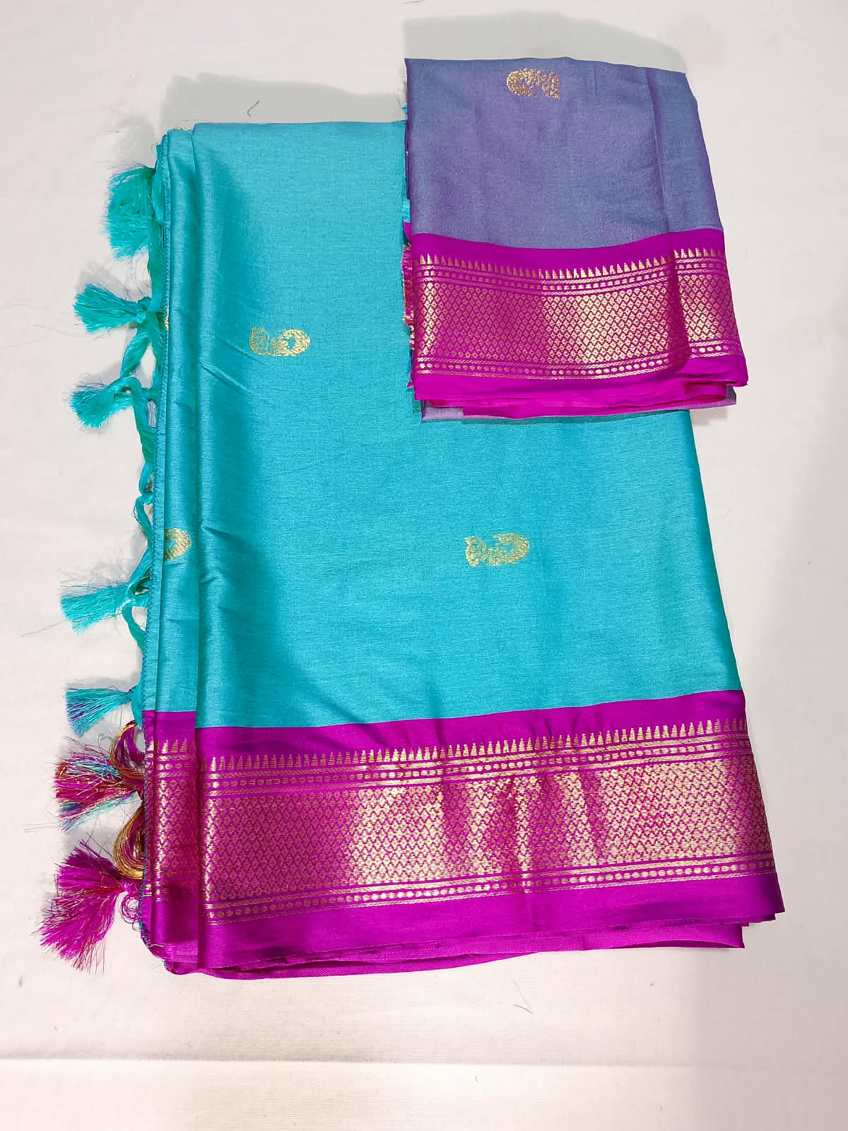 N1250: Ready To Ship Beautiful Paithani Saree With Unstitched Blouse