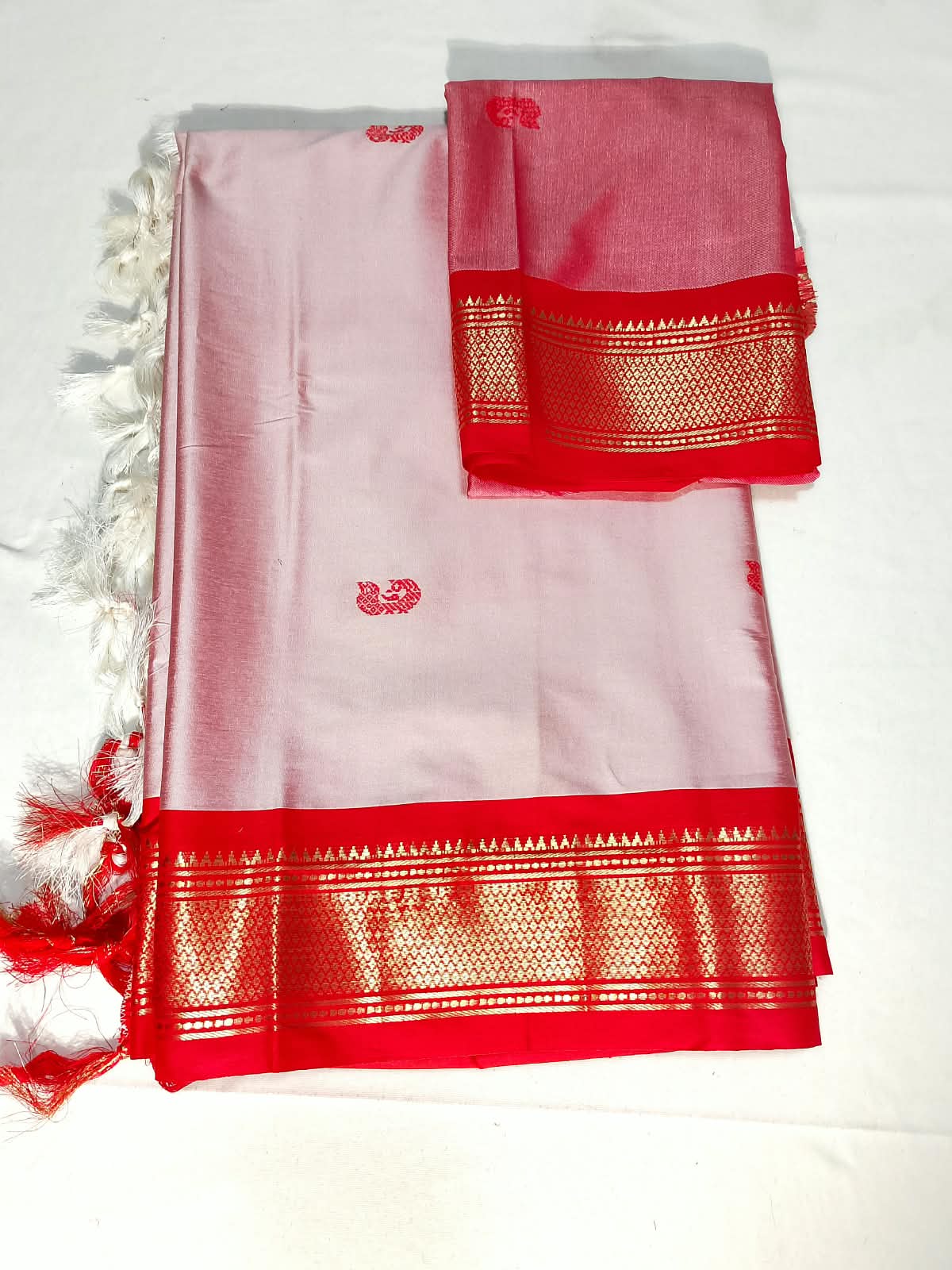 N1253:  Ready To Ship Beautiful Paithani Saree With Unstitched Blouse
