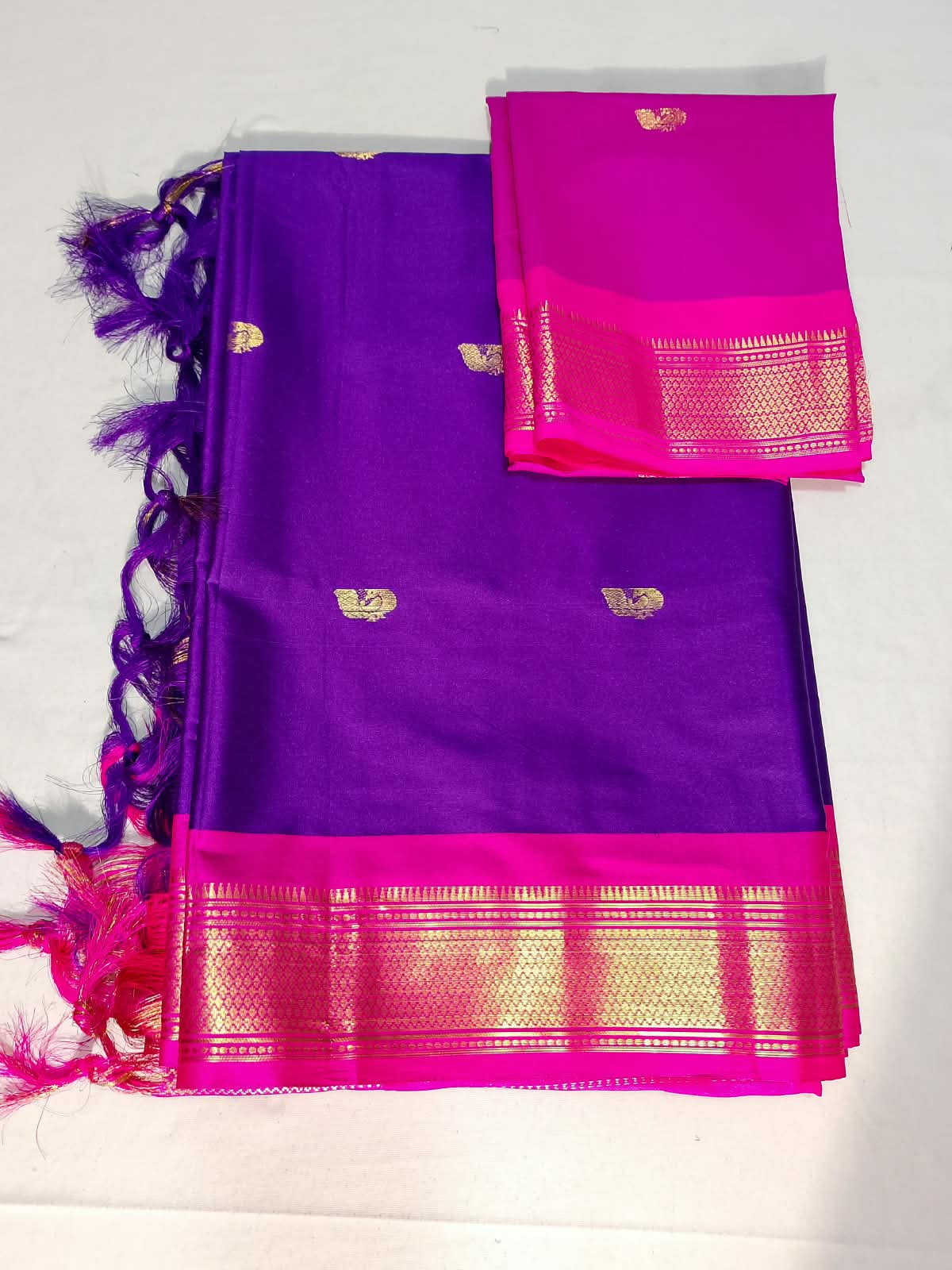 N1257:  Ready To Ship Beautiful Paithani Saree With Unstitched Blouse