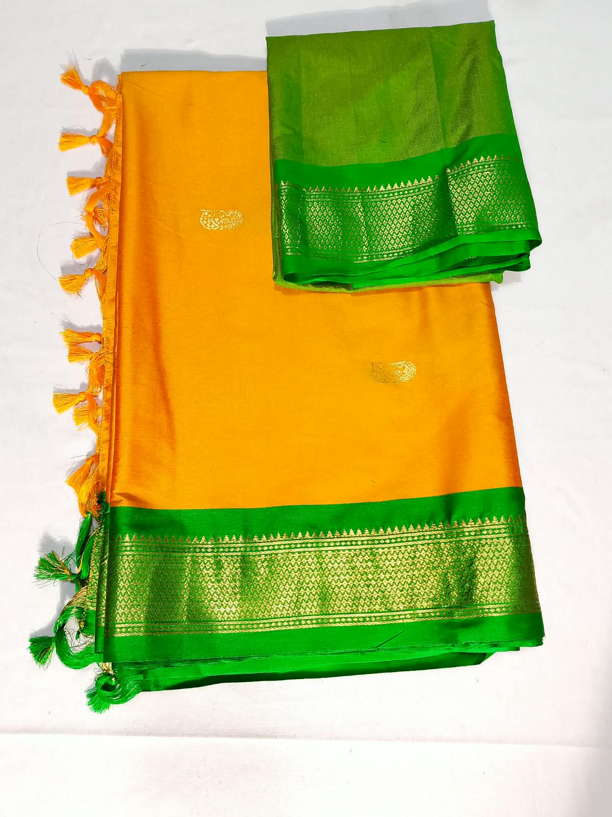 N1252: Ready To Ship Beautiful Paithani Saree With Unstitched Blouse