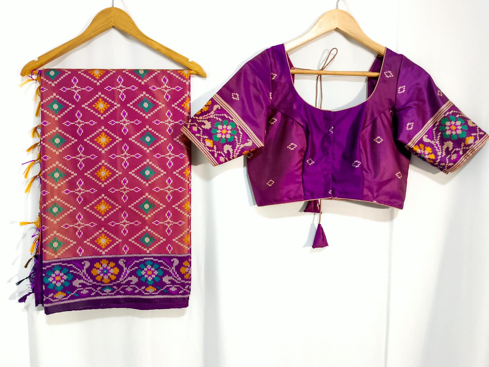 N1230 : Ready To Ship Beautiful Soft Silk Patola Saree With Stitched Blouse
