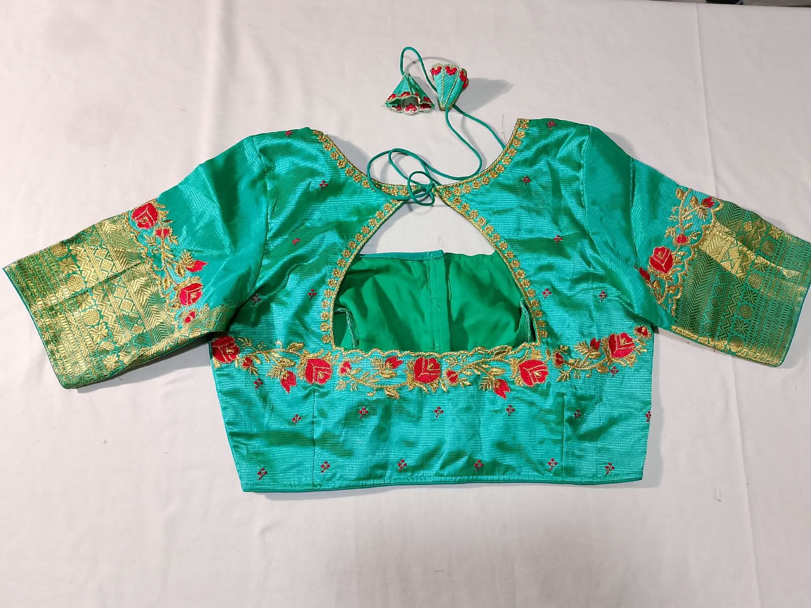 N1237: Ready To Ship Beautiful Mangalagiri Saree With Stitched Embroidery Work Blouse N1237: Ready To Ship Beautiful Mangalagiri Saree With Stitched Embroidery Work Blouse