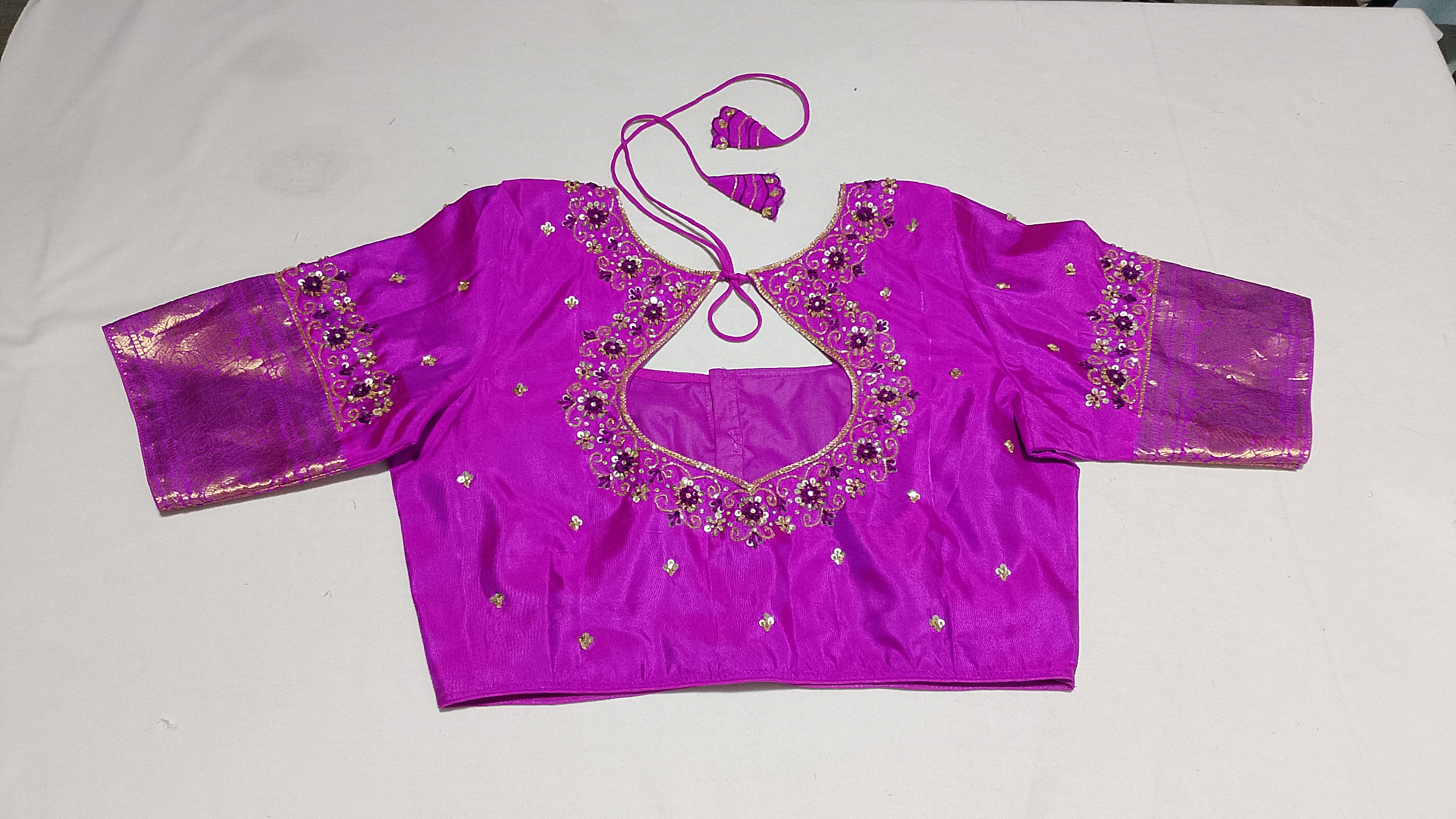 N1279: Ready To Ship Beautiful Pure Kanchipattu Saree With Stitched Maggam Work Blouse