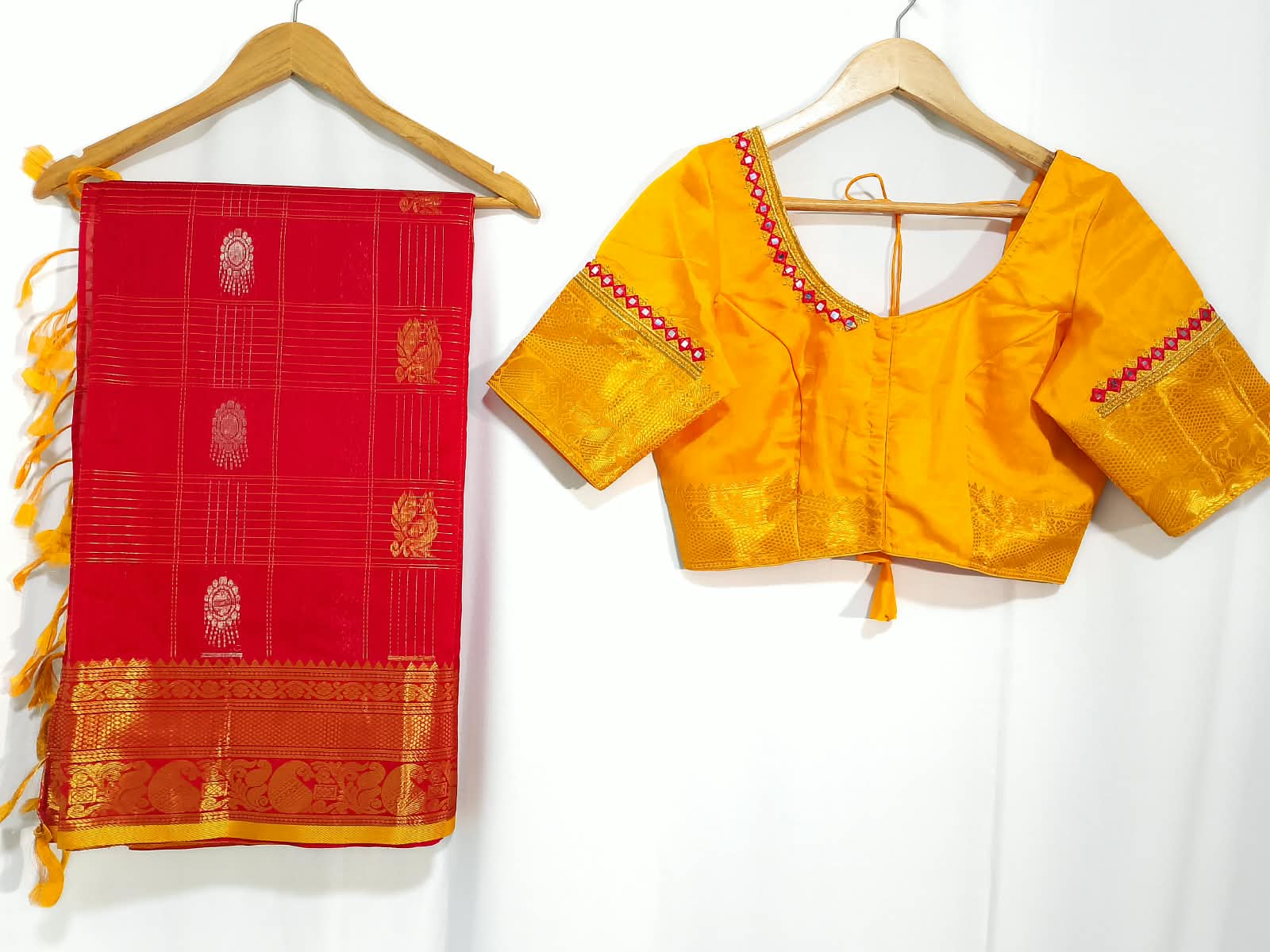 N1238:  Ready To Ship Beautiful Mangalagiri Saree With Stitched Embroidery Work Blouse