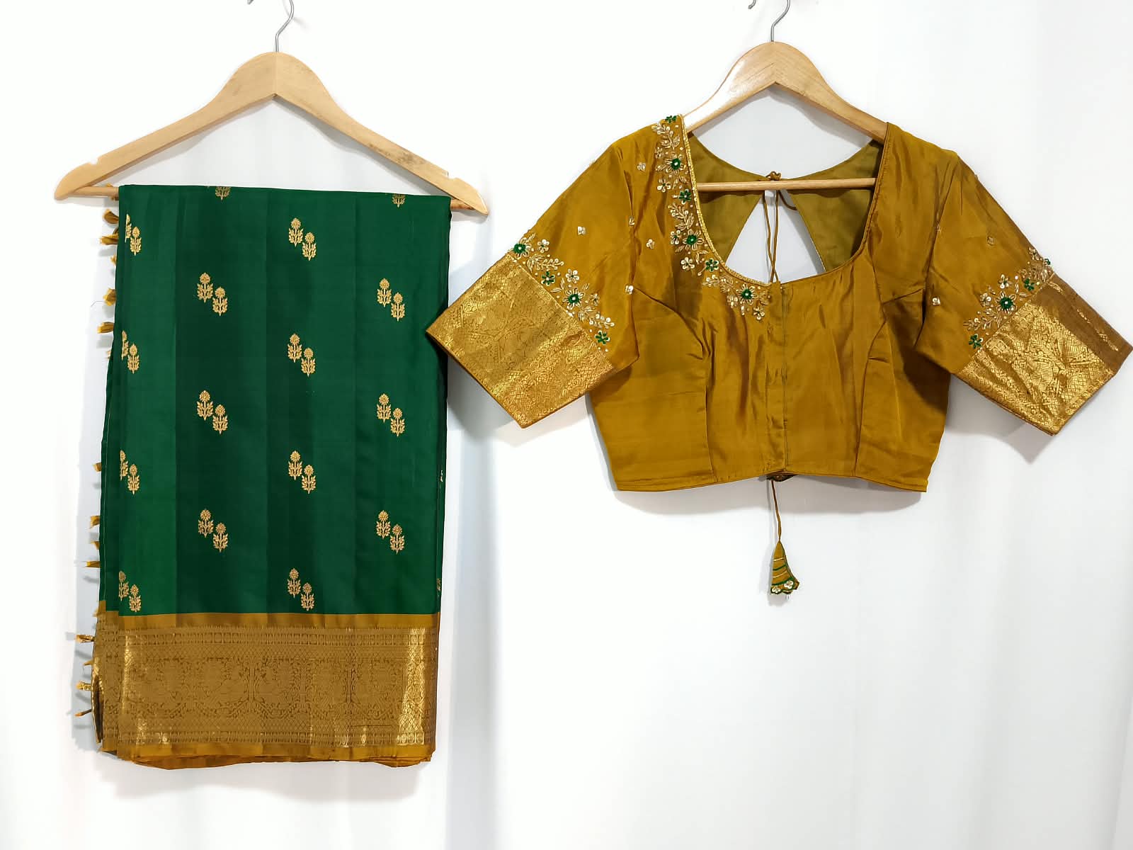 N1298: Ready To Ship Beautiful Pure Kanchipattu Saree With Stitched Maggam Work Blouse N1298: Ready To Ship Beautiful Pure Kanchipattu Saree With Stitched Maggam Work Blouse