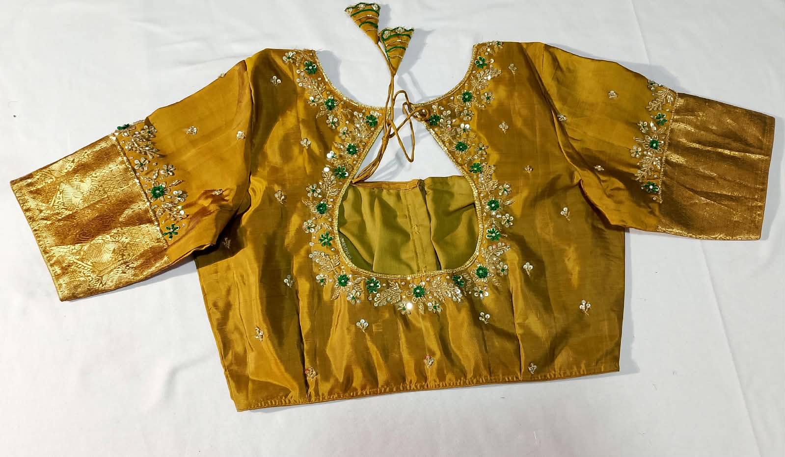 N1298: Ready To Ship Beautiful Pure Kanchipattu Saree With Stitched Maggam Work Blouse N1298: Ready To Ship Beautiful Pure Kanchipattu Saree With Stitched Maggam Work Blouse