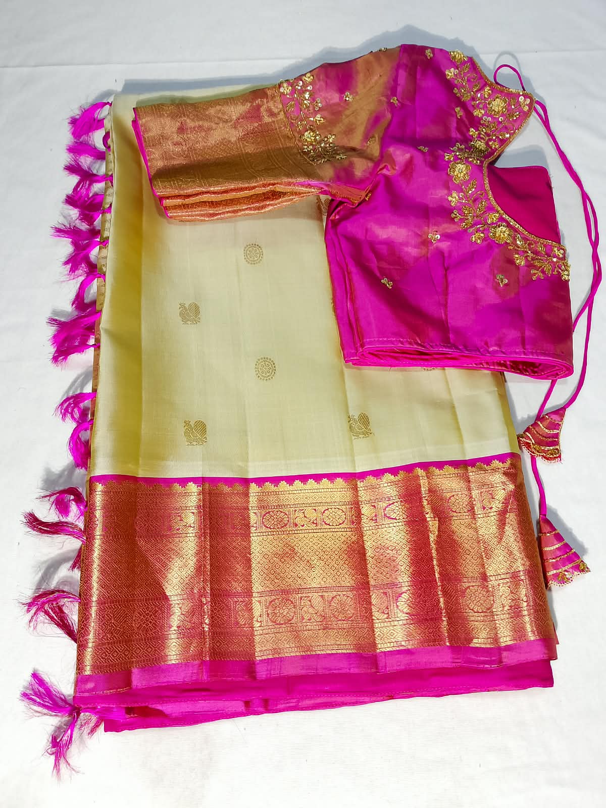 N1307 : Ready To Ship Beautiful Pure Kanchipattu Saree With Stitched Maggam Work Blouse