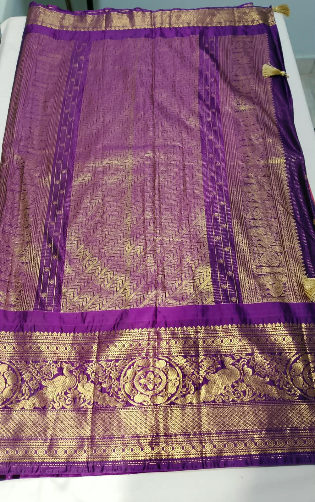 N1326 : Ready To Ship Beautiful Vintage Gadwal Saree With Stitched Blouse