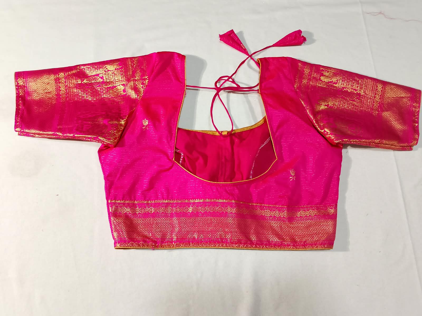 N1347 : Ready To Ship Beautiful Vintage Gadwal Saree With Stitched Blouse