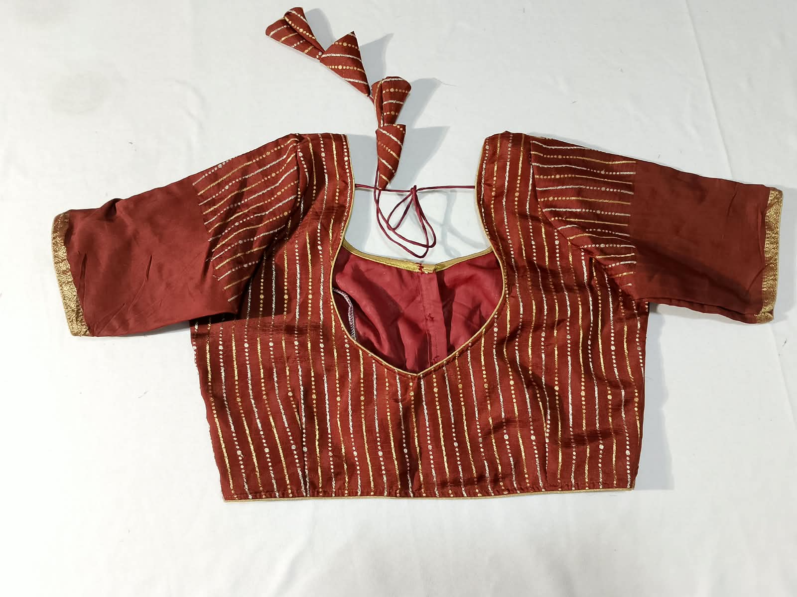 N1366 : Ready To Ship Beautiful Saree With Stitched Blouse