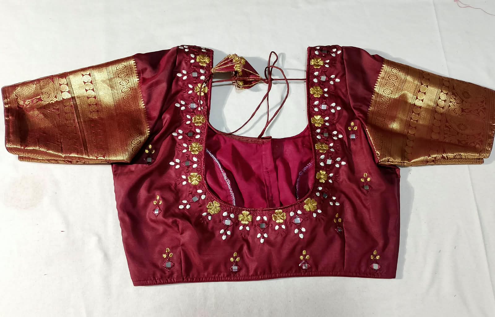 N1368 : Ready To Ship Beautiful Semi Kanchipattu Saree With Stitched Embroidery Work Blouse