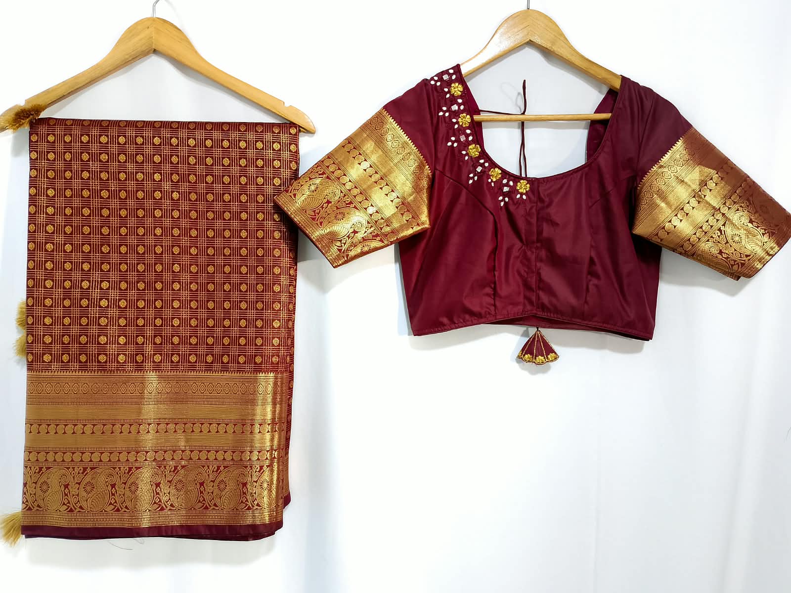 N1368 : Ready To Ship Beautiful Semi Kanchipattu Saree With Stitched Embroidery Work Blouse