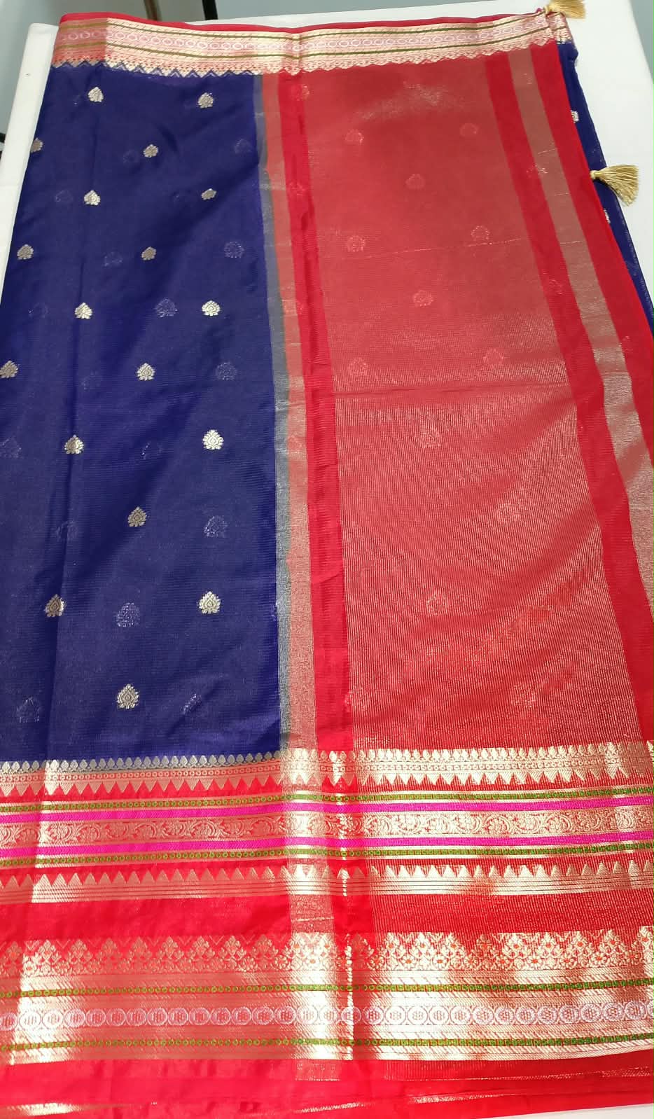 N1384 : Ready To Ship Beautiful Saree With Stitched Blouse N1384 : Ready To Ship Beautiful Saree With Stitched Blouse